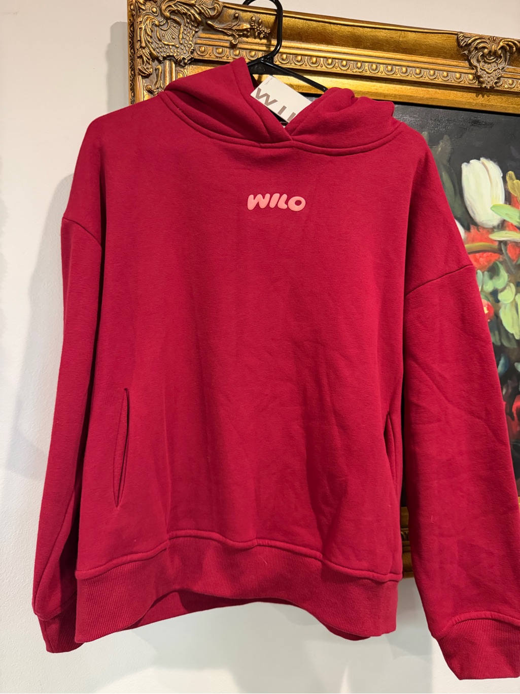 Wilo 2 Piece Set Hood/Short Maroon Sweatshirt And Shorts.